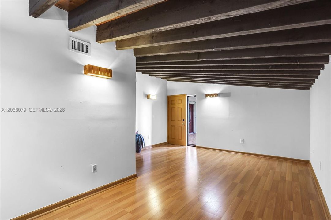 В аренду: $2,650 (2 спален, 2 ванн, 1500 Квадратных фут)