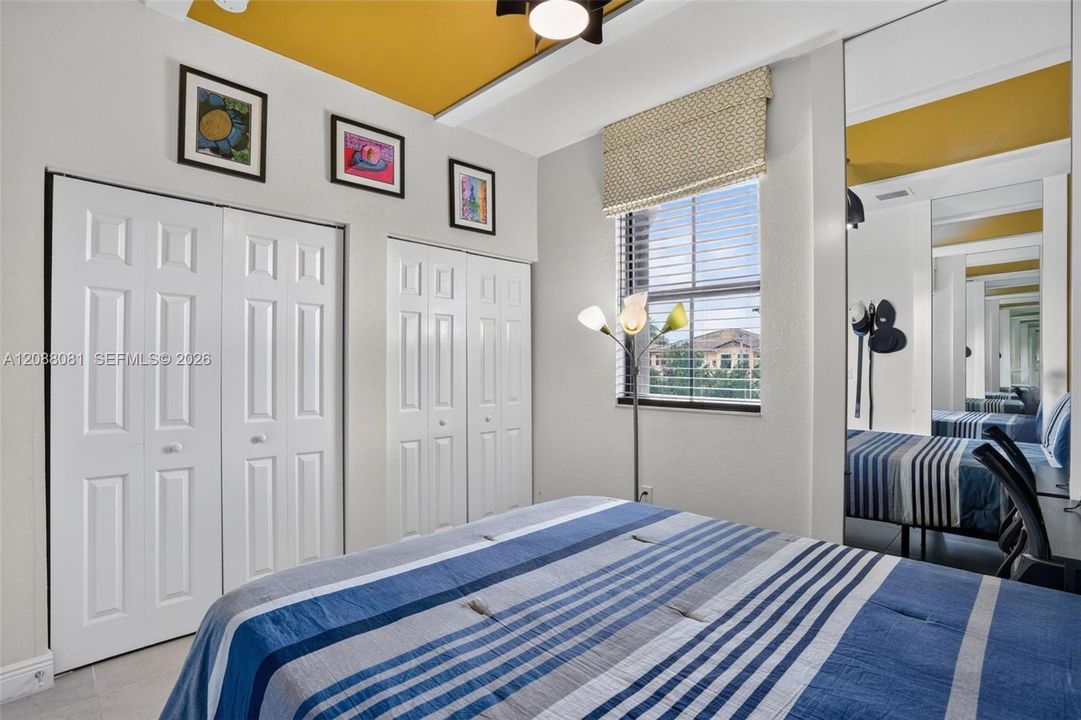 Activo con contrato: $599,000 (3 camas, 2 baños, 1938 Pies cuadrados)