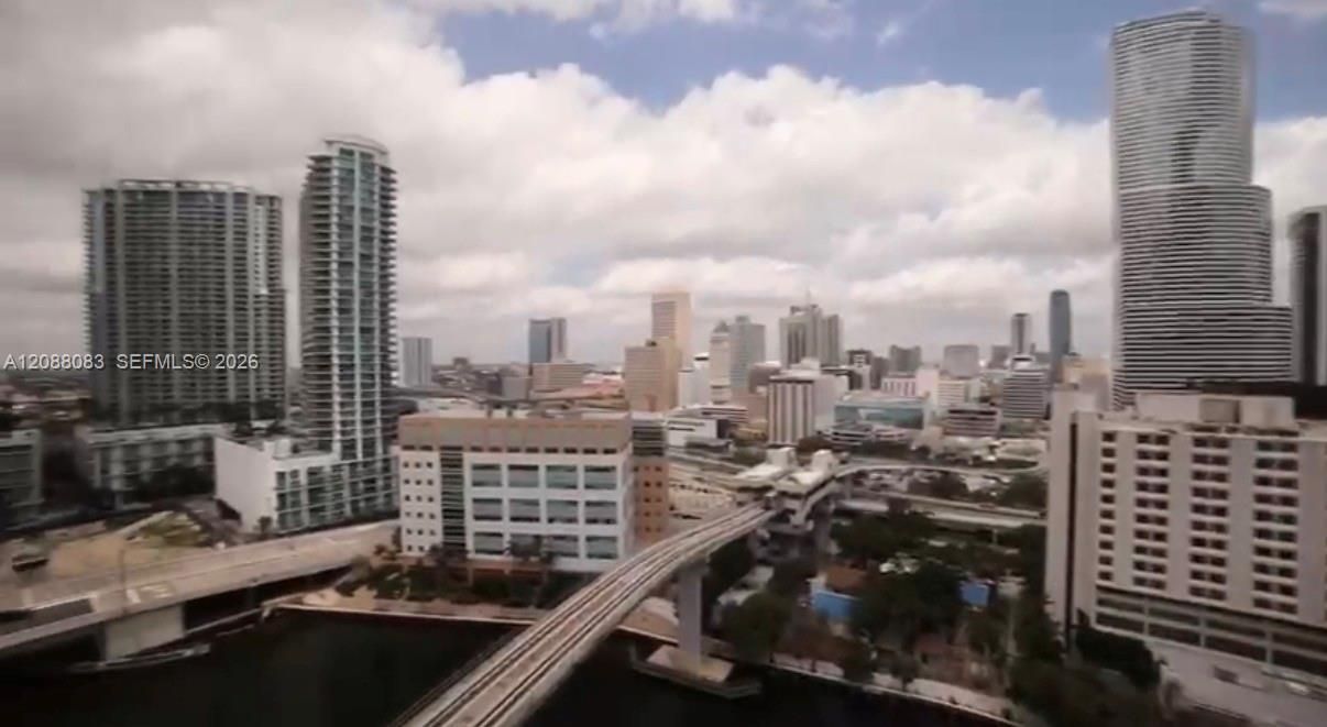 For Rent: $3,700 (2 beds, 2 baths, 1117 Square Feet)