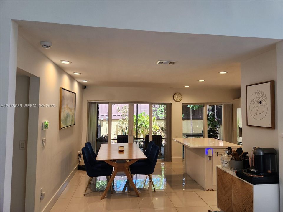For Sale: $650,000 (3 beds, 2 baths, 1674 Square Feet)