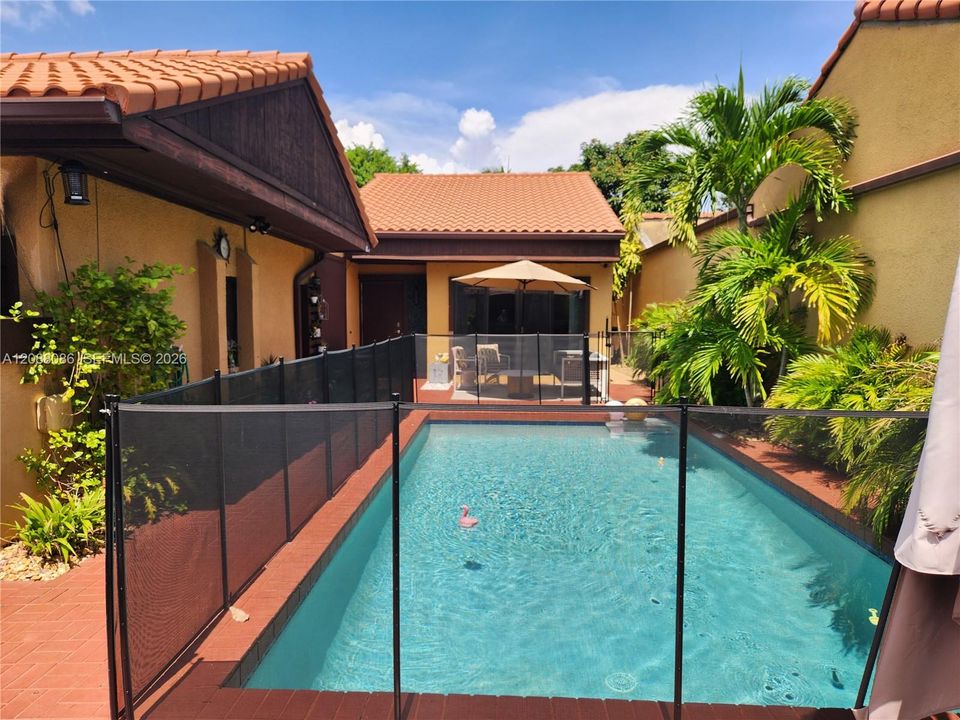 For Sale: $650,000 (3 beds, 2 baths, 1674 Square Feet)