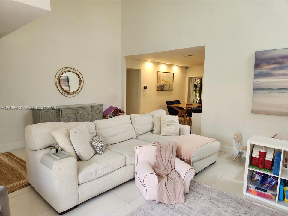 For Sale: $650,000 (3 beds, 2 baths, 1674 Square Feet)