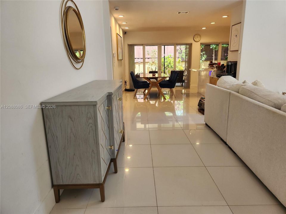 For Sale: $650,000 (3 beds, 2 baths, 1674 Square Feet)