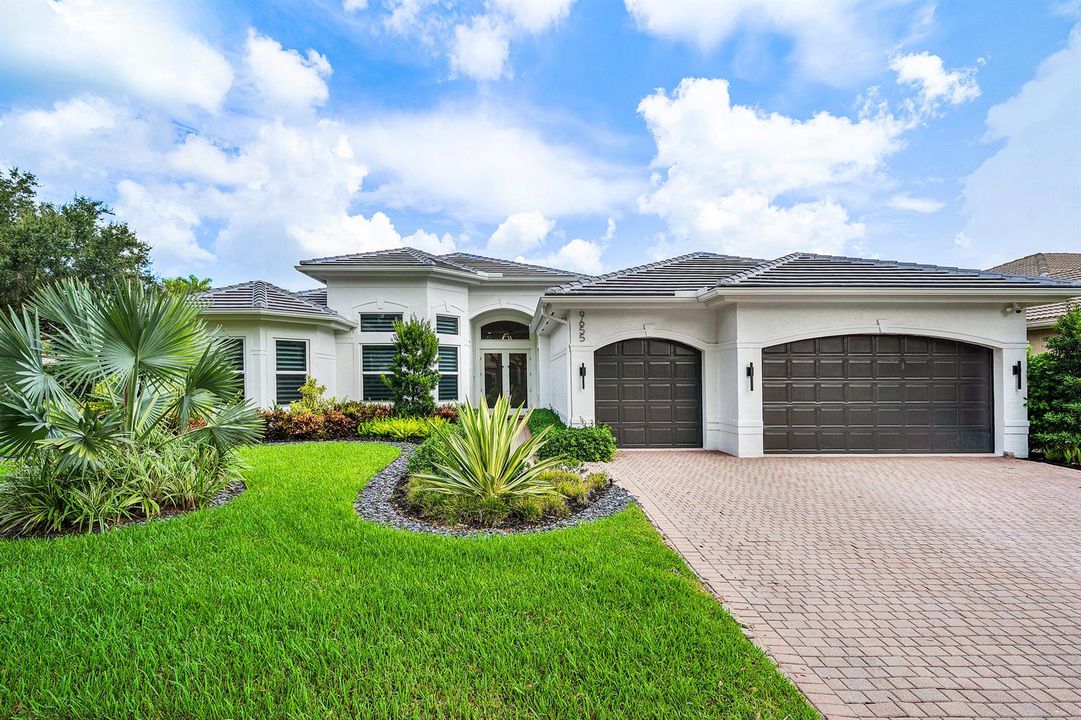 9655 Savona Winds Dr