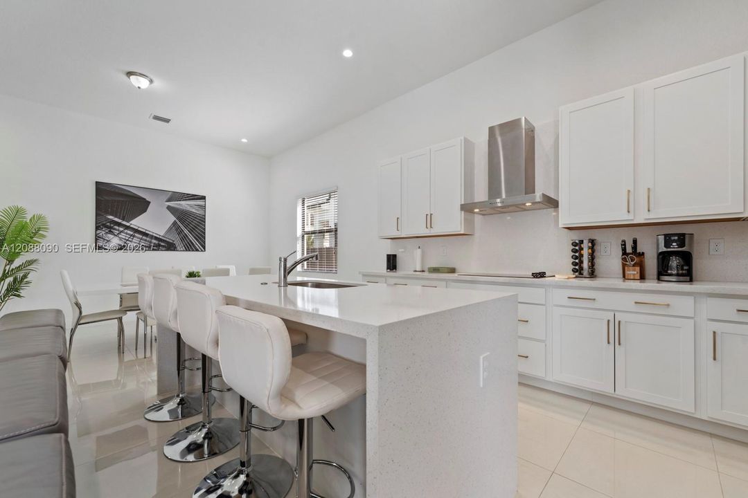 En Venta: $889,999 (4 camas, 3 baños, 1927 Pies cuadrados)
