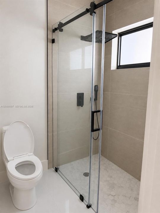 For Sale: $499,000 (2 beds, 2 baths, 1132 Square Feet)