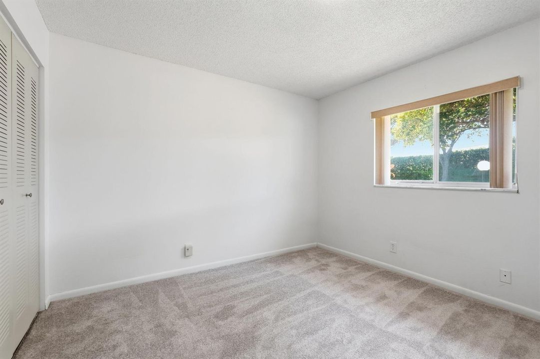 8-web-or-mls-8861_Echo_Lane_06713