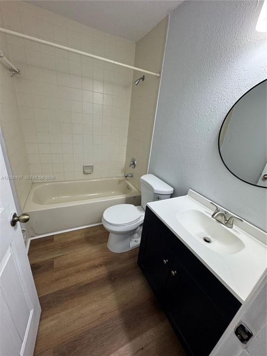 For Rent: $2,750 (3 beds, 2 baths, 1302 Square Feet)