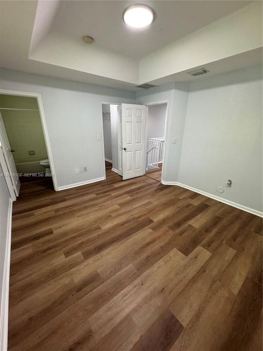 For Rent: $2,750 (3 beds, 2 baths, 1302 Square Feet)