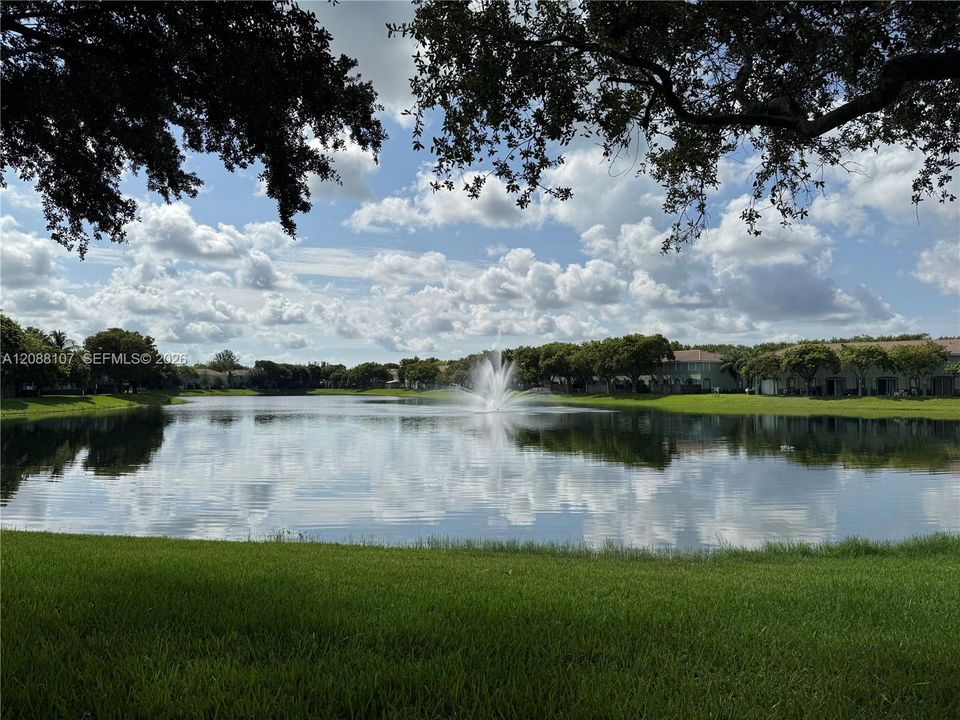 For Rent: $2,750 (3 beds, 2 baths, 1302 Square Feet)