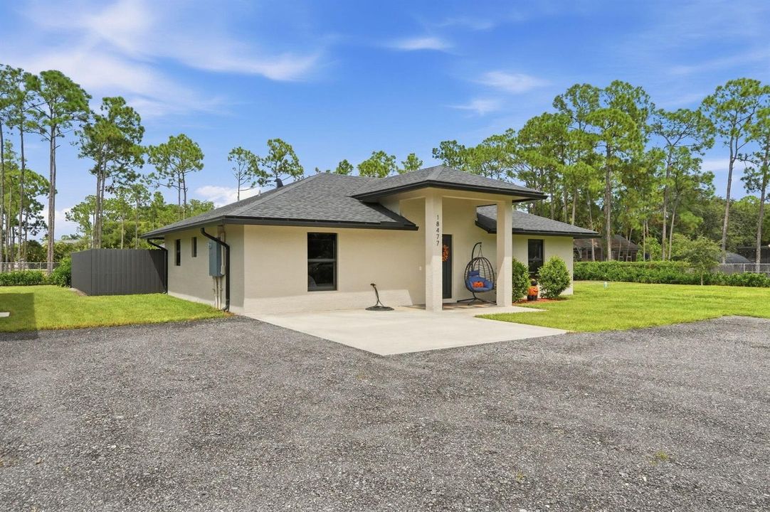 4-web-or-mls-18477_W_Sycamore_Dr_06272