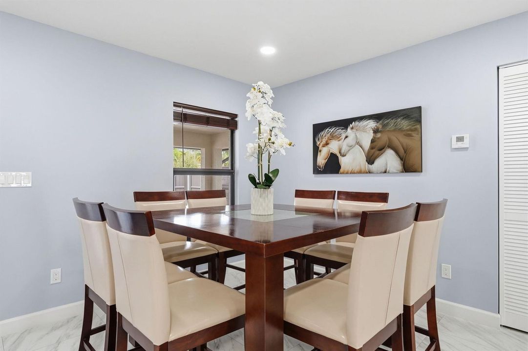 54-web-or-mls-18477_W_Sycamore_Dr_06494