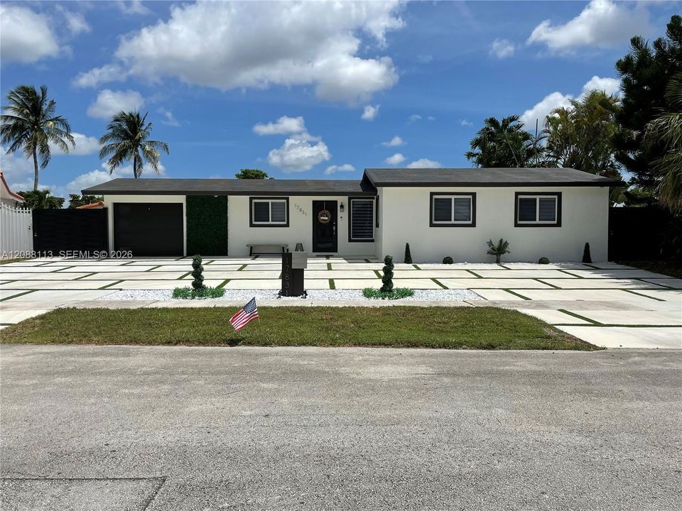En Venta: $999,999 (3 camas, 2 baños, 1719 Pies cuadrados)