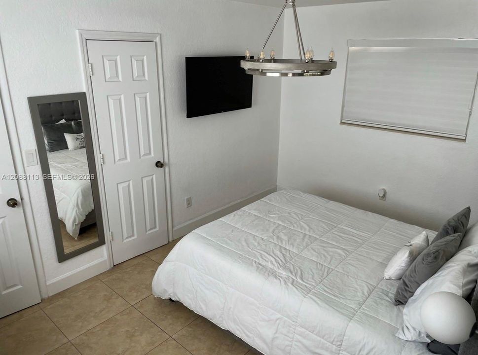 En Venta: $999,999 (3 camas, 2 baños, 1719 Pies cuadrados)
