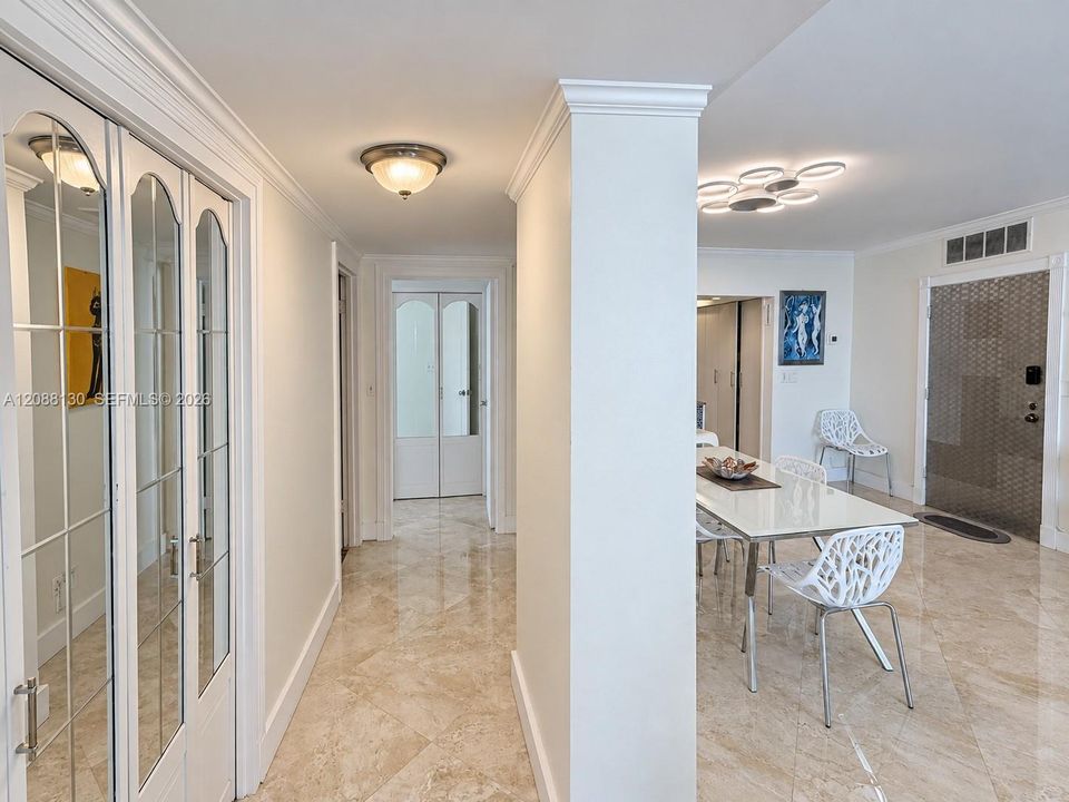 For Rent: $1,400 (2 beds, 2 baths, 1331 Square Feet)