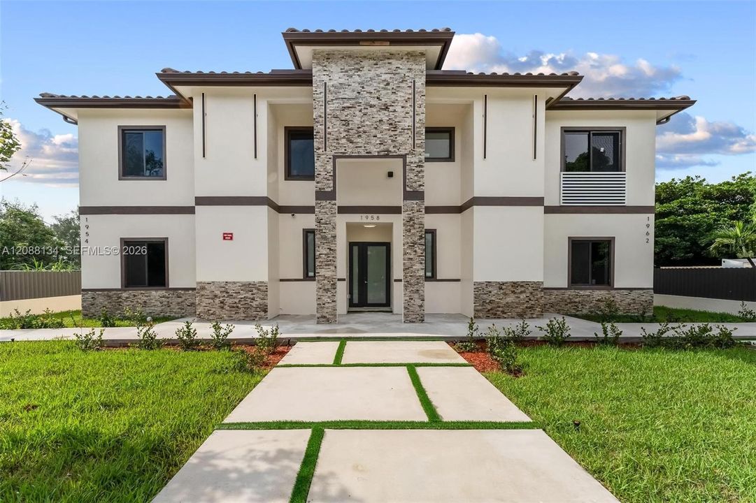 En Venta: $2,250,000 (0 camas, 0 baños, 4407 Pies cuadrados)