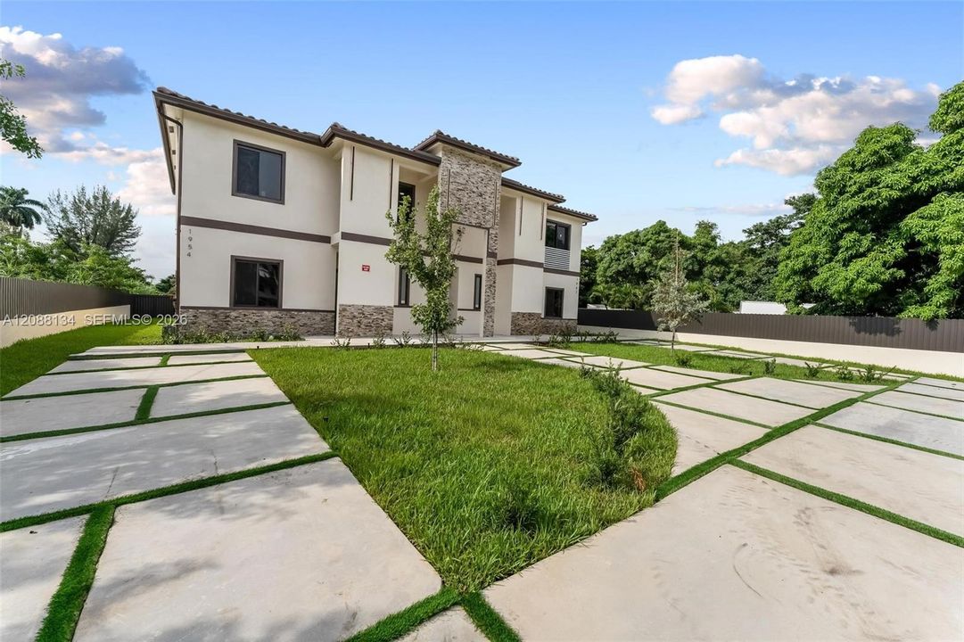 En Venta: $2,250,000 (0 camas, 0 baños, 4407 Pies cuadrados)