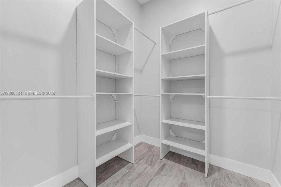 En Venta: $2,250,000 (0 camas, 0 baños, 4407 Pies cuadrados)