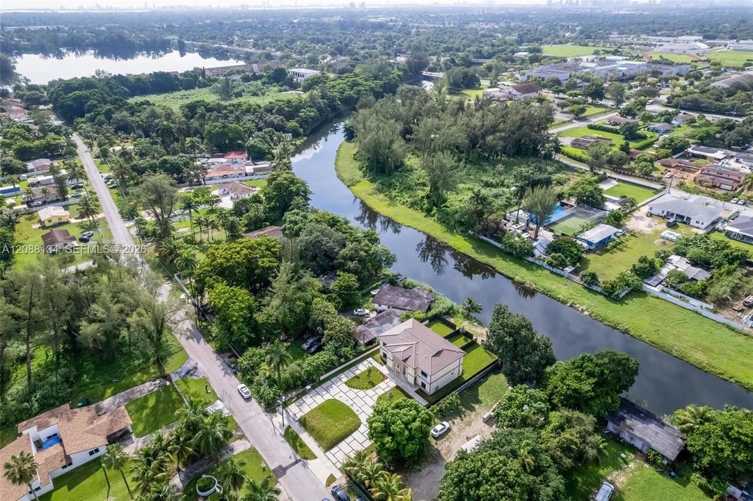 En Venta: $2,250,000 (0 camas, 0 baños, 4407 Pies cuadrados)