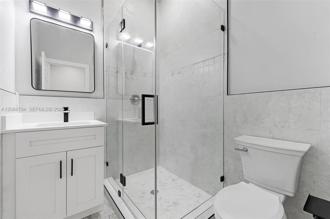 En Venta: $2,250,000 (0 camas, 0 baños, 4407 Pies cuadrados)
