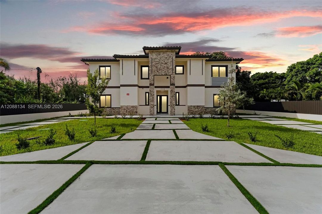 En Venta: $2,250,000 (0 camas, 0 baños, 4407 Pies cuadrados)
