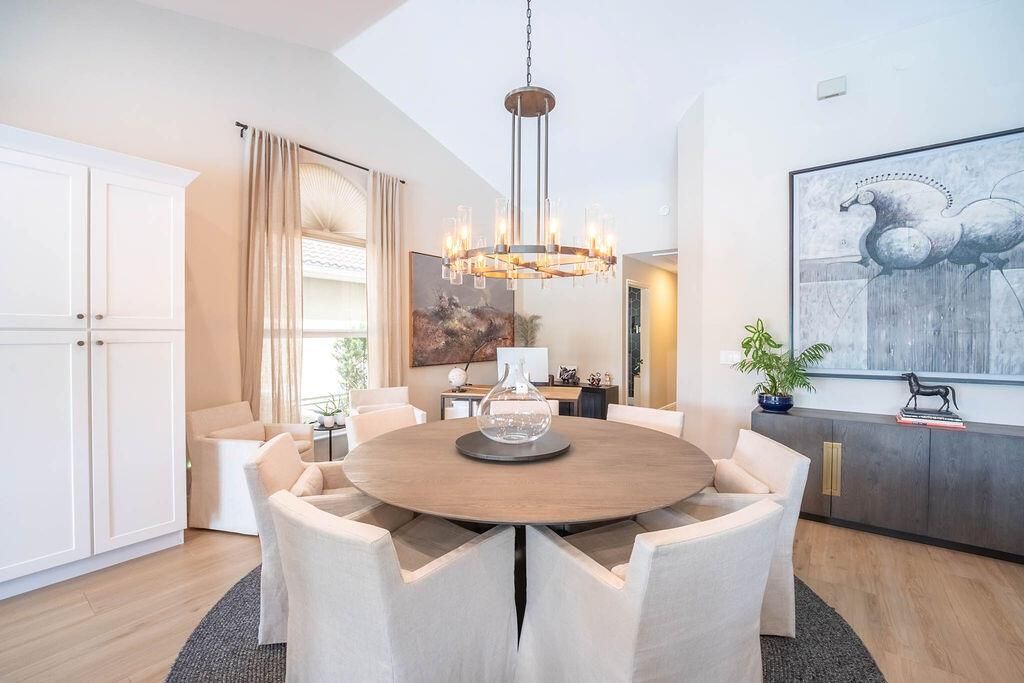 15_Dining area