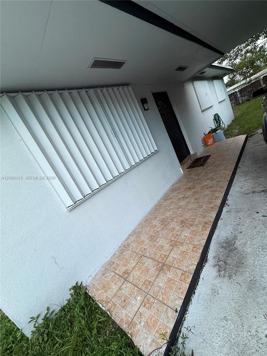En Renta: $2,700 (3 camas, 1 baños, 1008 Pies cuadrados)