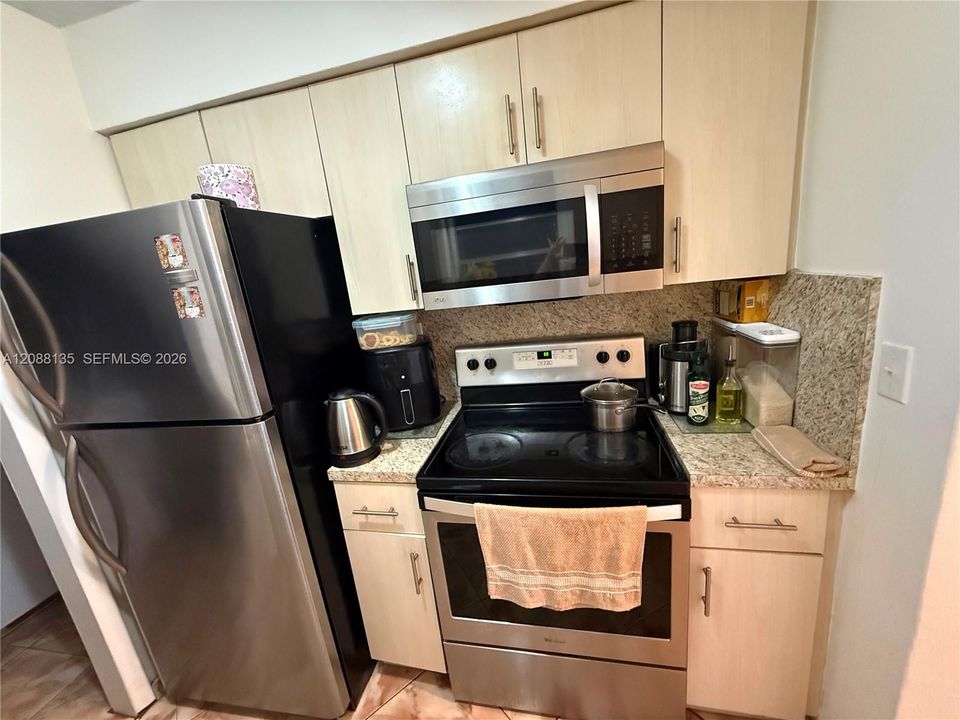 En Renta: $2,700 (3 camas, 1 baños, 1008 Pies cuadrados)