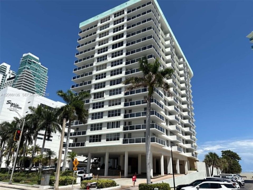 For Rent: $4,000 (2 beds, 2 baths, 1248 Square Feet)