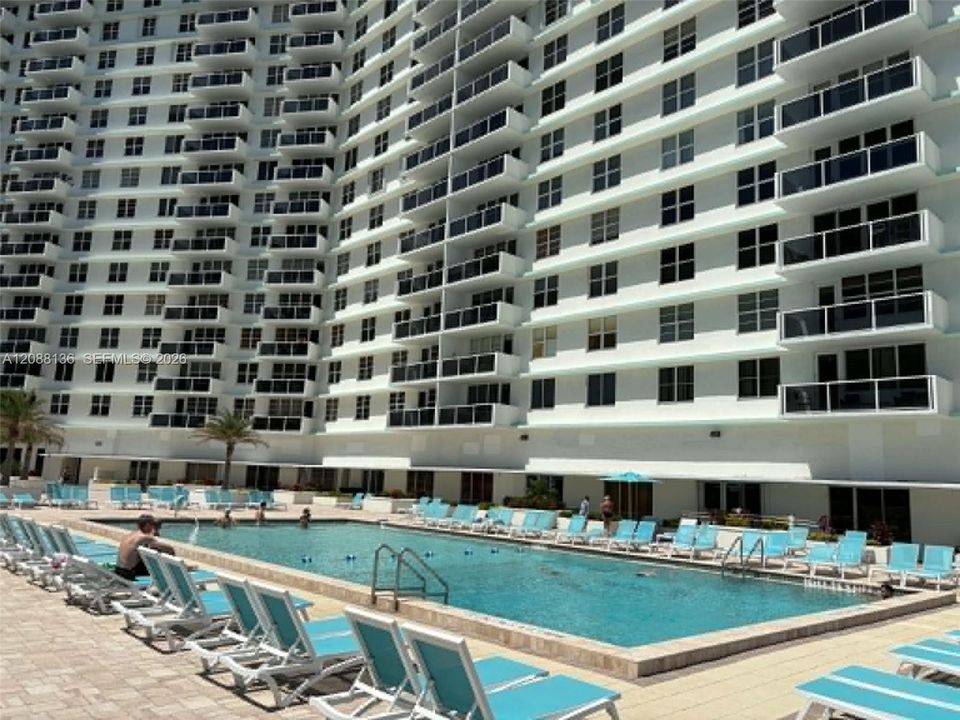 For Rent: $4,000 (2 beds, 2 baths, 1248 Square Feet)