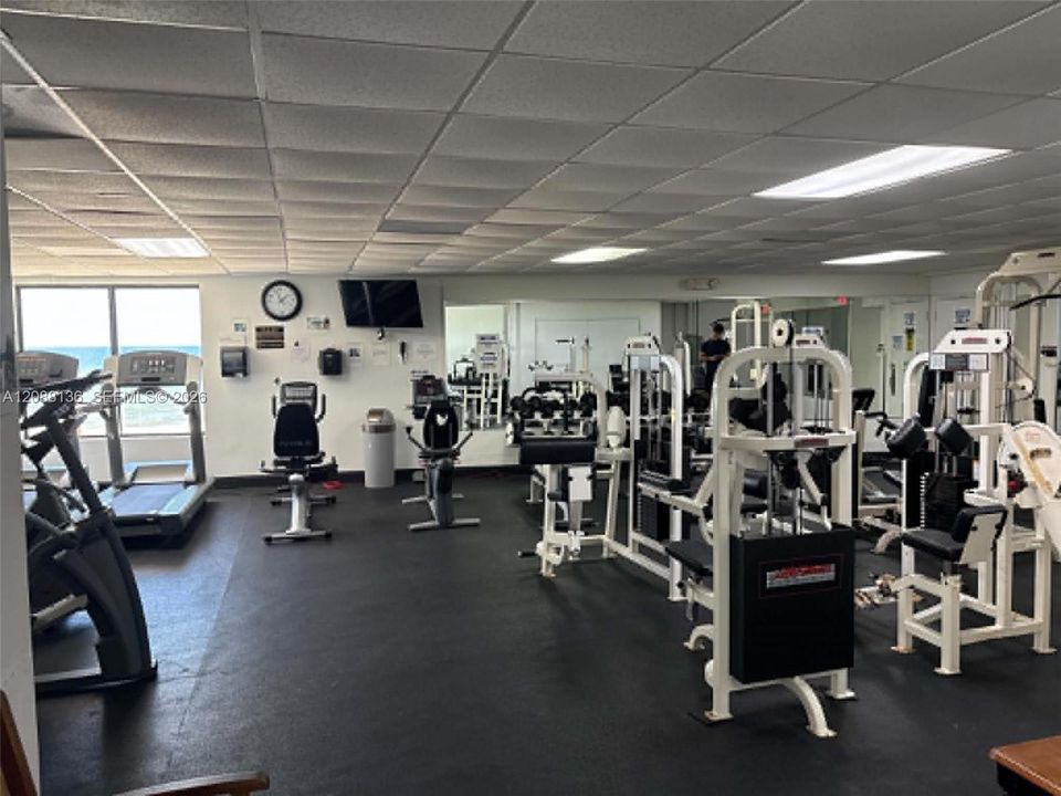For Rent: $4,000 (2 beds, 2 baths, 1248 Square Feet)
