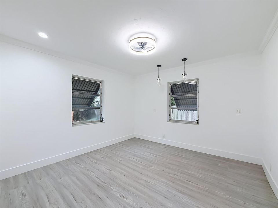 1110 SW 31st Street-30