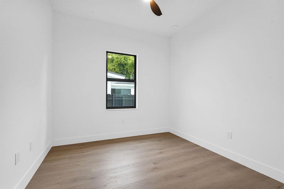 22-web-or-mls-DSC00214
