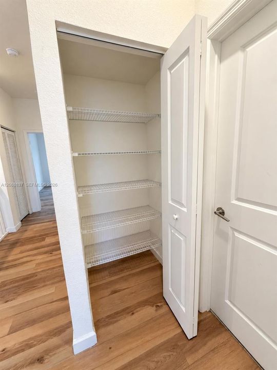 For Rent: $4,000 (3 beds, 2 baths, 2424 Square Feet)