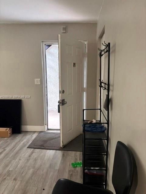 For Sale: $189,900 (2 beds, 2 baths, 800 Square Feet)