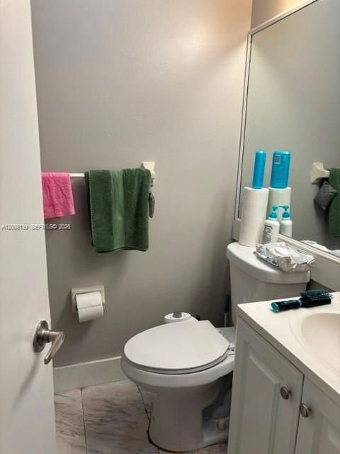 For Sale: $189,900 (2 beds, 2 baths, 800 Square Feet)