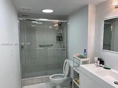 For Sale: $234,900 (1 beds, 1 baths, 1000 Square Feet)