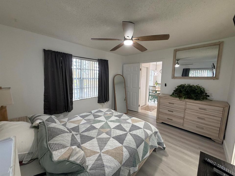 Guest bedroom