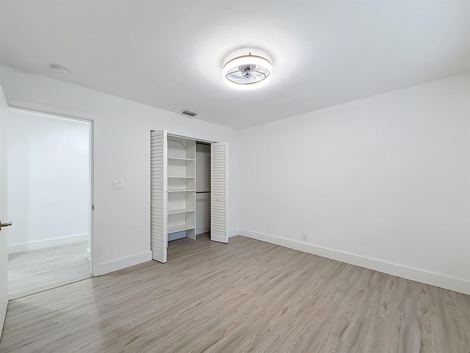 1110 SW 31st Street-23
