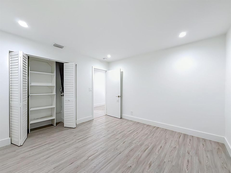 1110 SW 31st Street-27