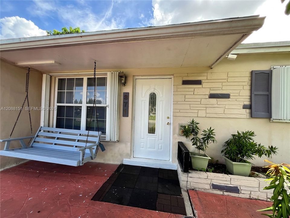 En Venta: $429,000 (3 camas, 1 baños, 1220 Pies cuadrados)