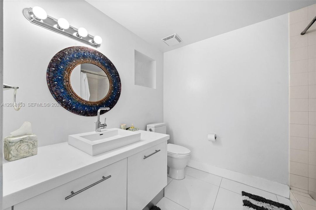 For Sale: $1,150,000 (3 beds, 2 baths, 1492 Square Feet)