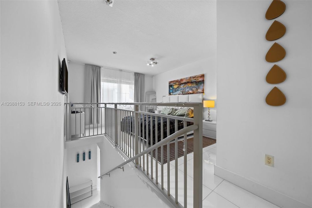 For Sale: $1,150,000 (3 beds, 2 baths, 1492 Square Feet)
