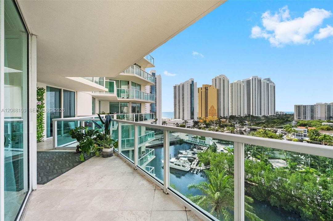 For Sale: $1,150,000 (3 beds, 2 baths, 1492 Square Feet)