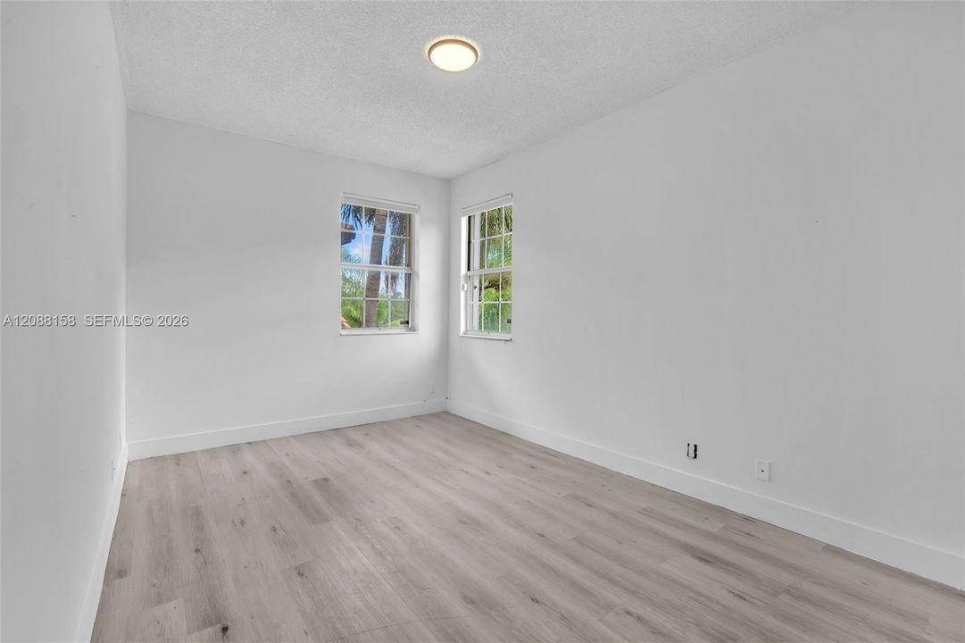 4th bedroom (front view of the townhouse)