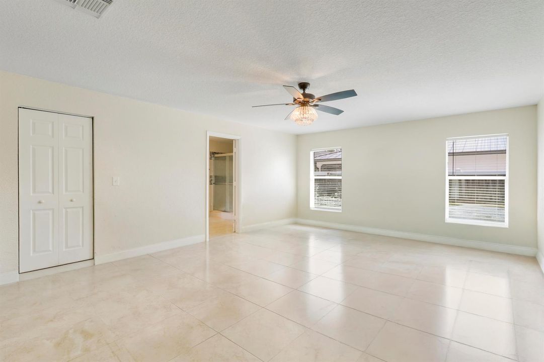House Empty -5