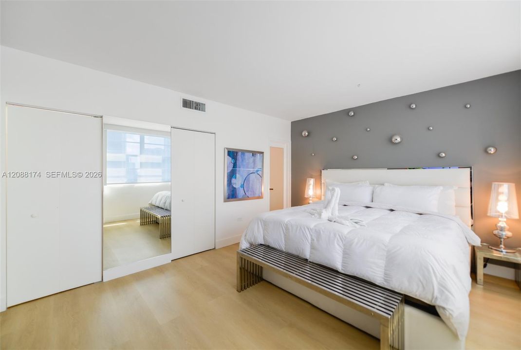 В аренду: $3,950 (2 спален, 2 ванн, 990 Квадратных фут)