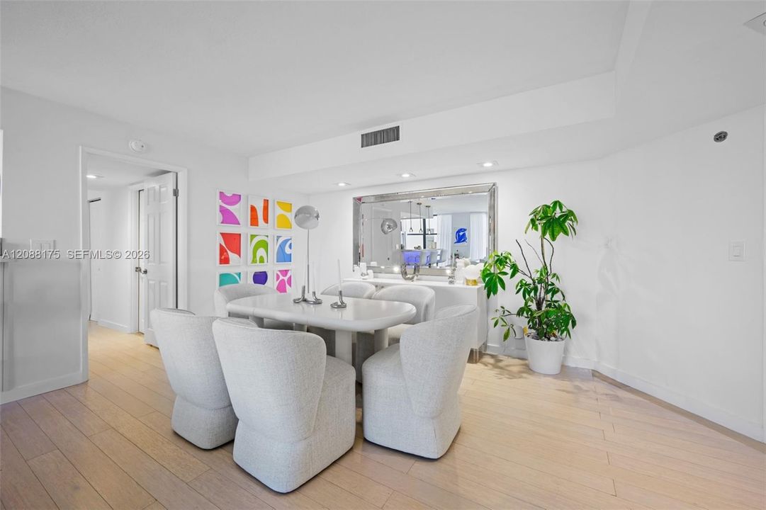 В аренду: $2,999 (2 спален, 2 ванн, 1257 Квадратных фут)