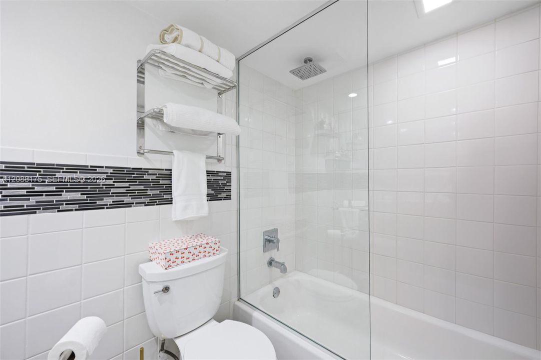 В аренду: $2,999 (2 спален, 2 ванн, 1257 Квадратных фут)