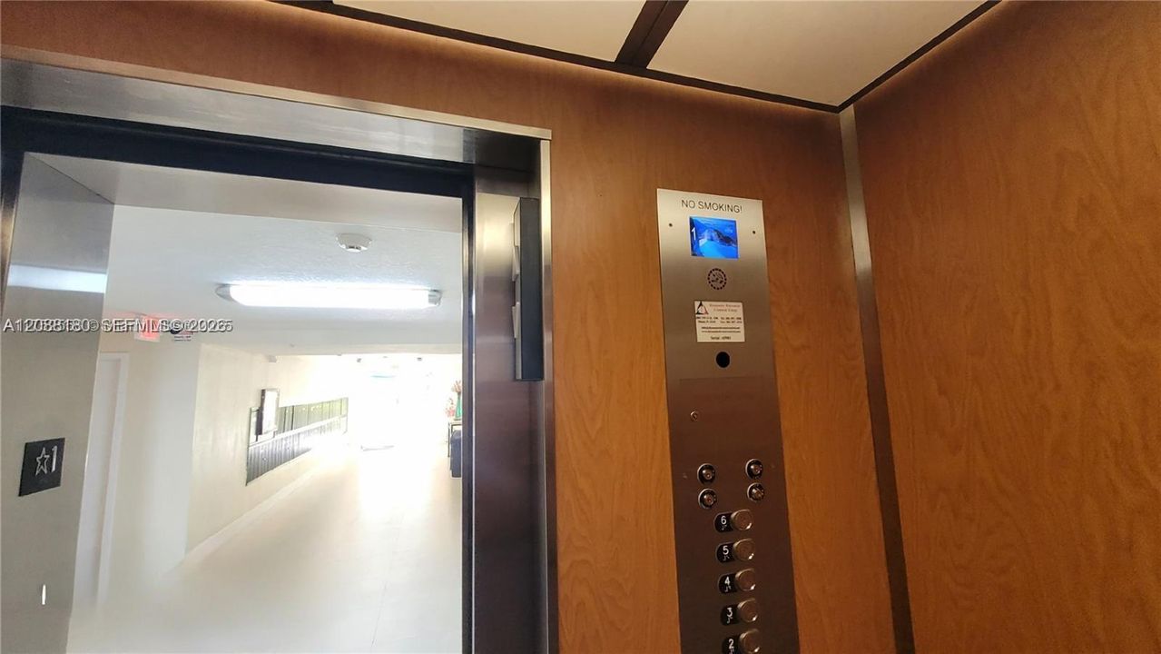 На продажу: $259,000 (1 спален, 1 ванн, 690 Квадратных фут)